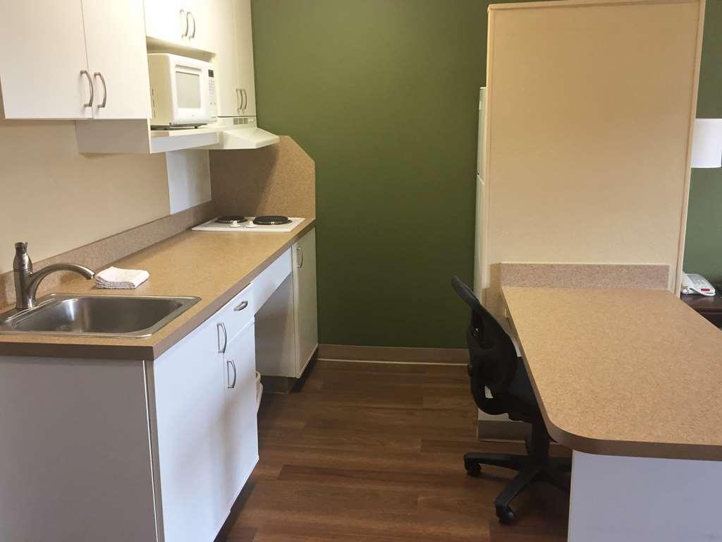 Extended Stay America Select Suites - Chicago - Rolling Meadows Room photo