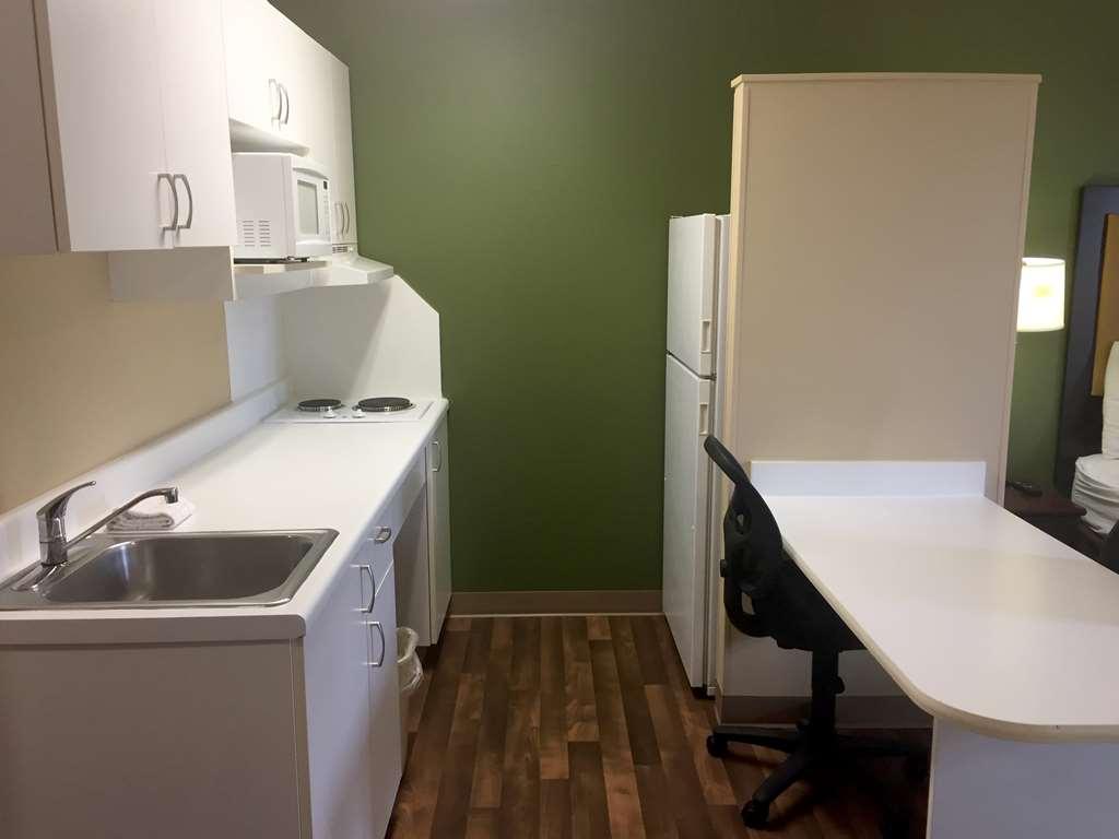 Extended Stay America Select Suites - Chicago - Rolling Meadows Room photo