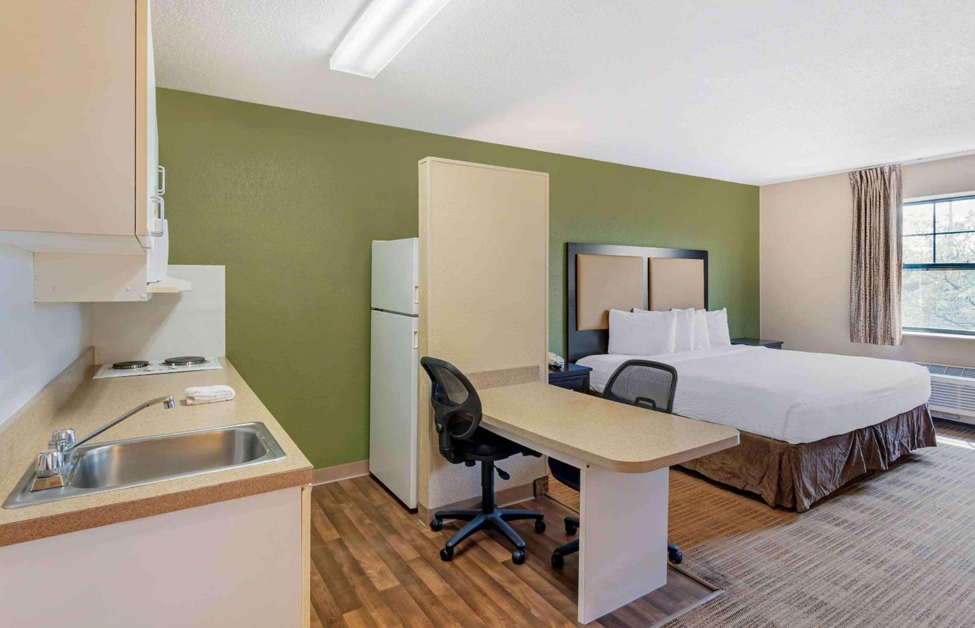 Extended Stay America Select Suites - Chicago - Rolling Meadows Exterior photo