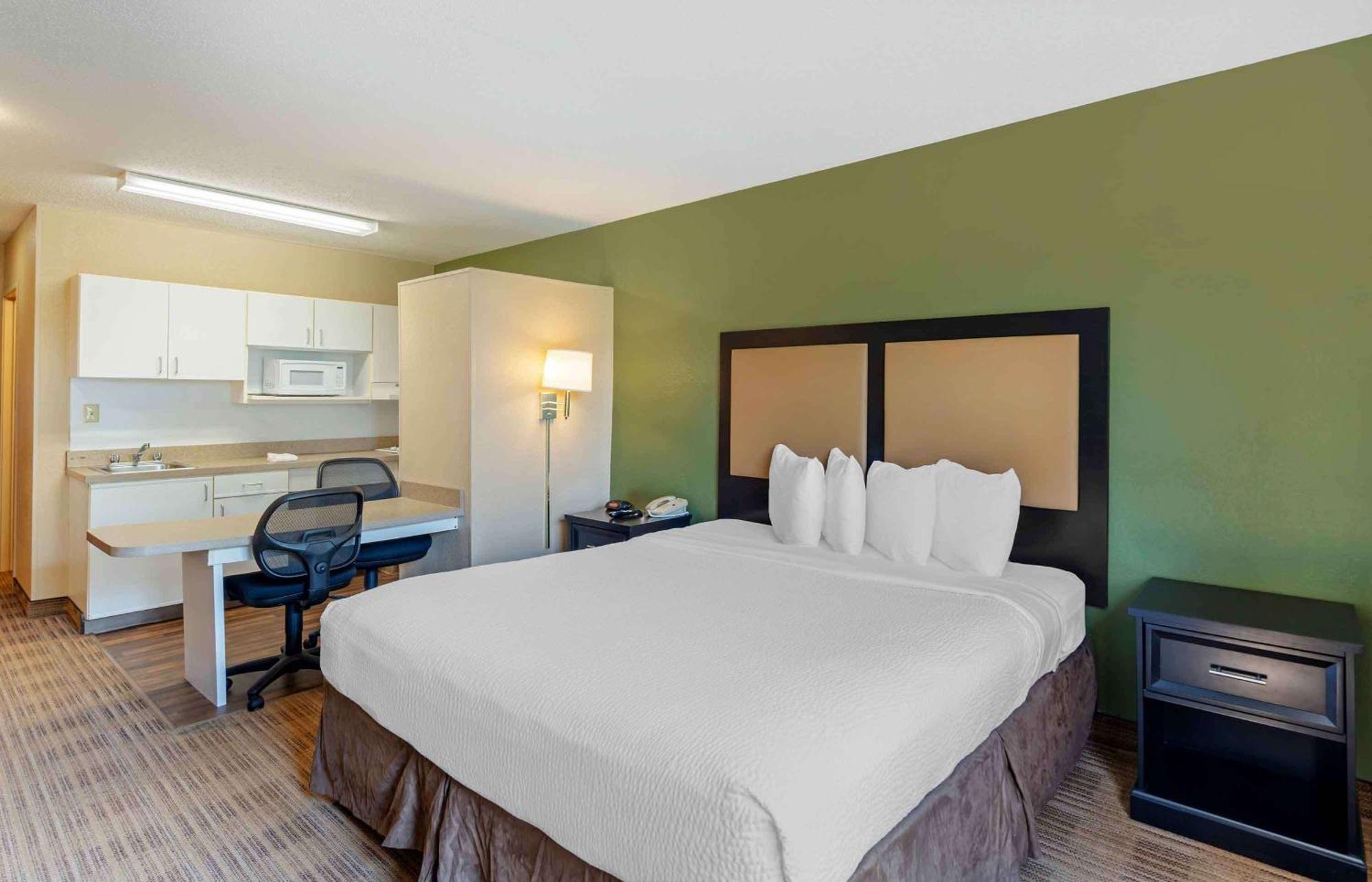 Extended Stay America Select Suites - Chicago - Rolling Meadows Exterior photo