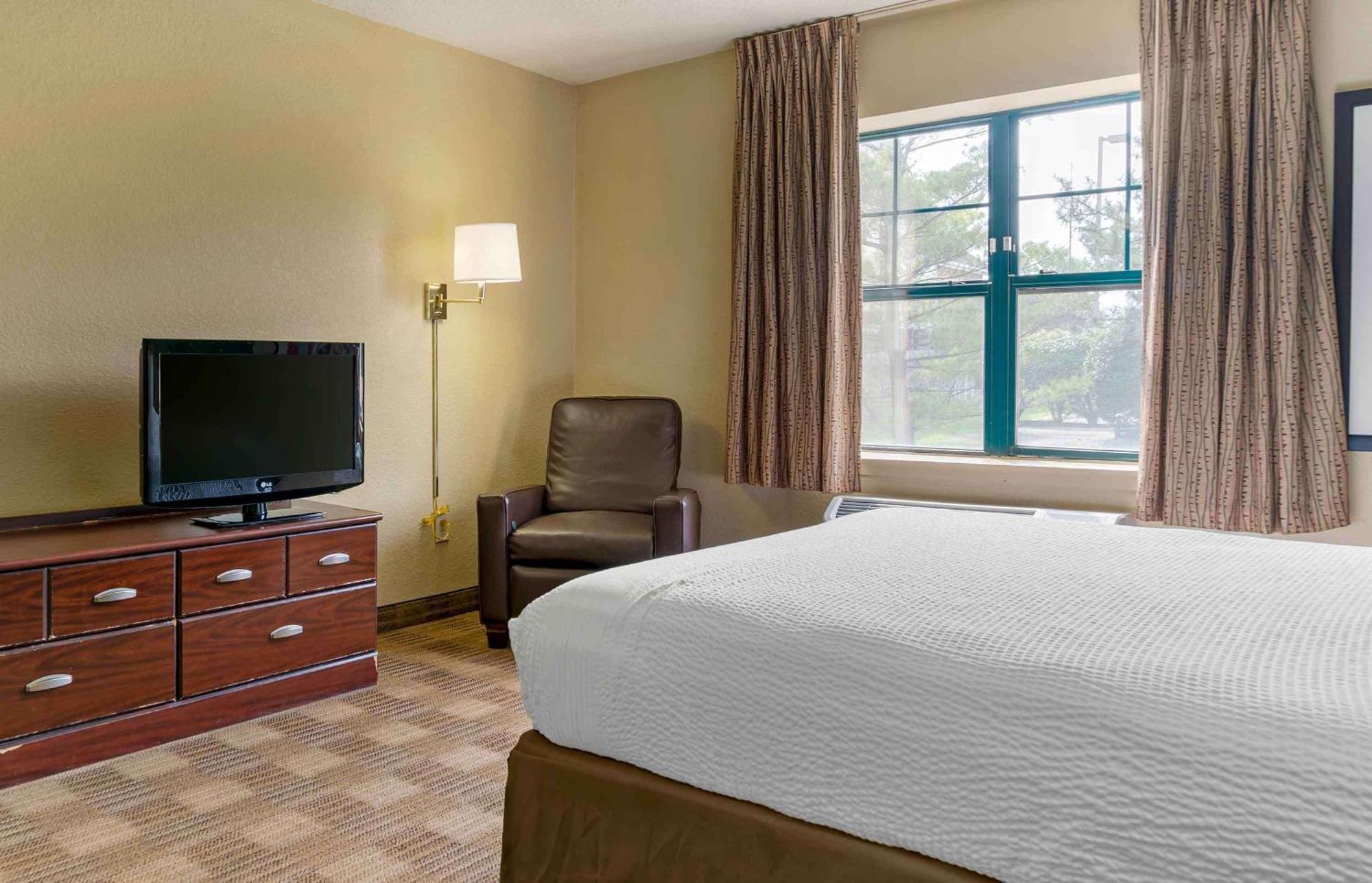 Extended Stay America Select Suites - Chicago - Rolling Meadows Exterior photo