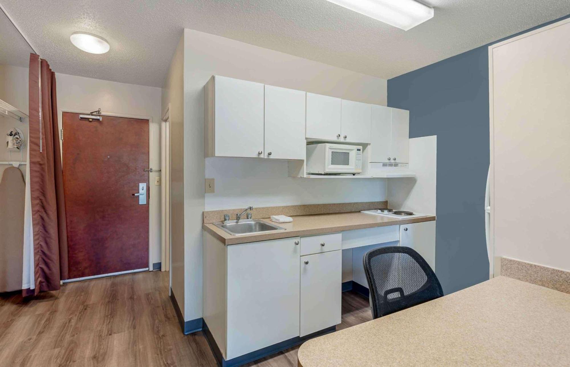 Extended Stay America Select Suites - Chicago - Rolling Meadows Exterior photo